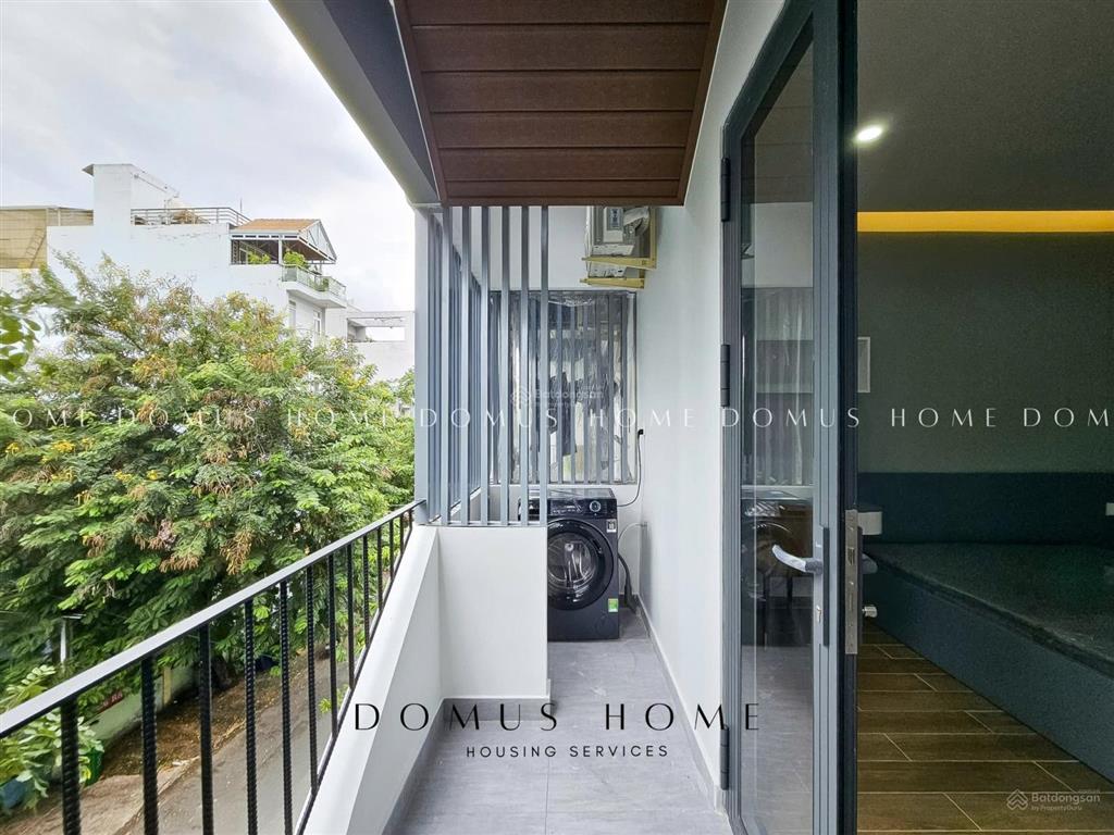 Cho thuê căn hộ studio ban công trần hưng đạo quận 5 full nội thất gần cầu nguyễn văn cừ