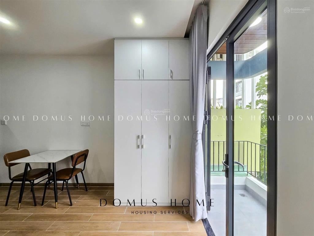 Cho thuê căn hộ studio ban công trần hưng đạo quận 5 full nội thất gần cầu nguyễn văn cừ