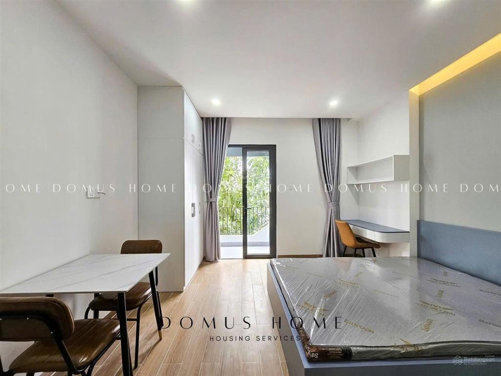 Cho thuê căn hộ studio ban công trần hưng đạo quận 5 full nội thất gần cầu nguyễn văn cừ