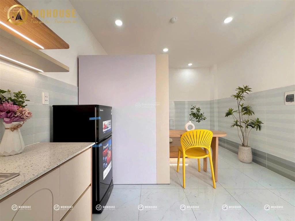 Cho thuê căn hộ studio ban công full nội thất lý tự trọng quận 1 gần cv 23/9, chợ bến thành