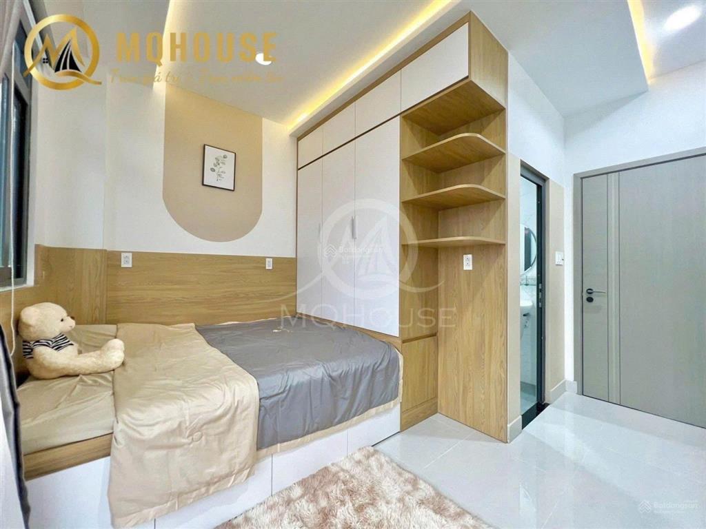 Cho thue căn hộ studio ban công full nội thất hồ hảo hớn quận 1 gần bùi viện, chợ bến thành