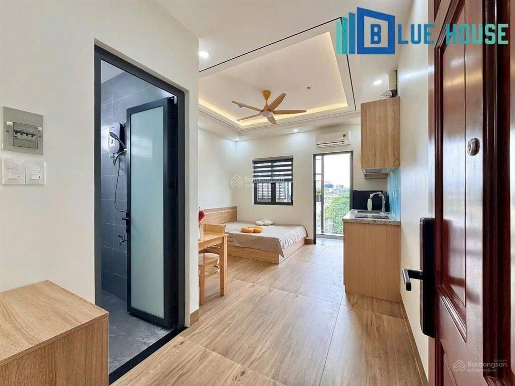 Cho thuê căn hộ studio ban công full nội thất phạm ngọc thạch quận 3 gần hồ con rùa, cv tao đàn