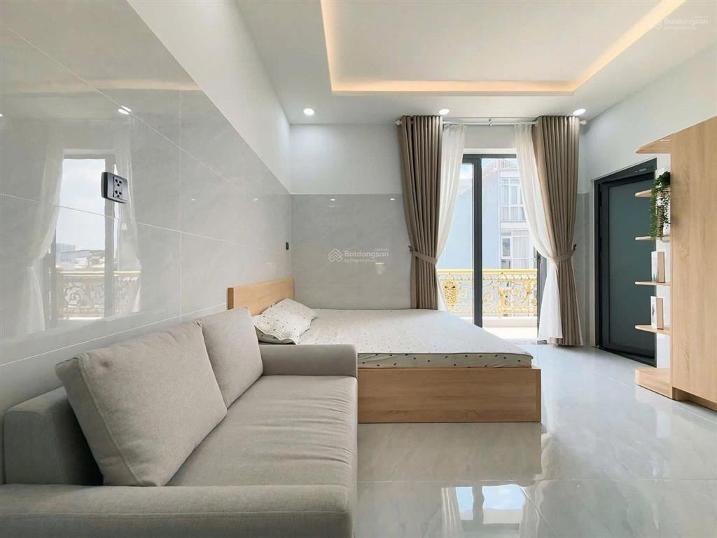 Cho thuê căn hộ studio ban công full nội thất phạm ngũ lão quận 1 gần cv 23/9, chợ bến thành