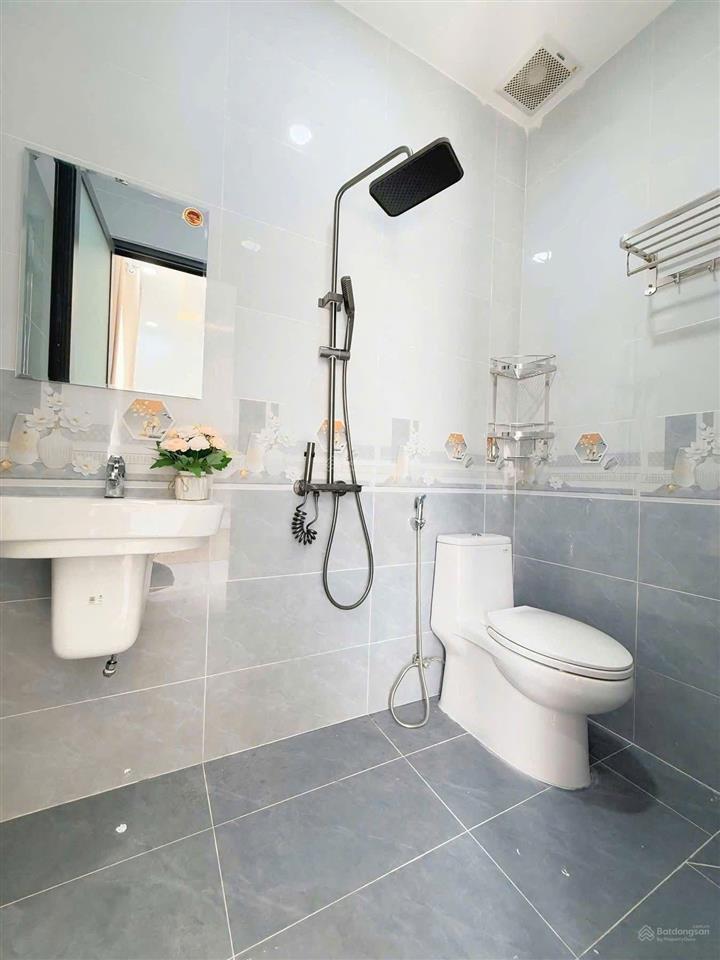 Cho thuê căn hộ studio ban công full nội thất phạm ngũ lão quận 1 gần cv 23/9, chợ bến thành