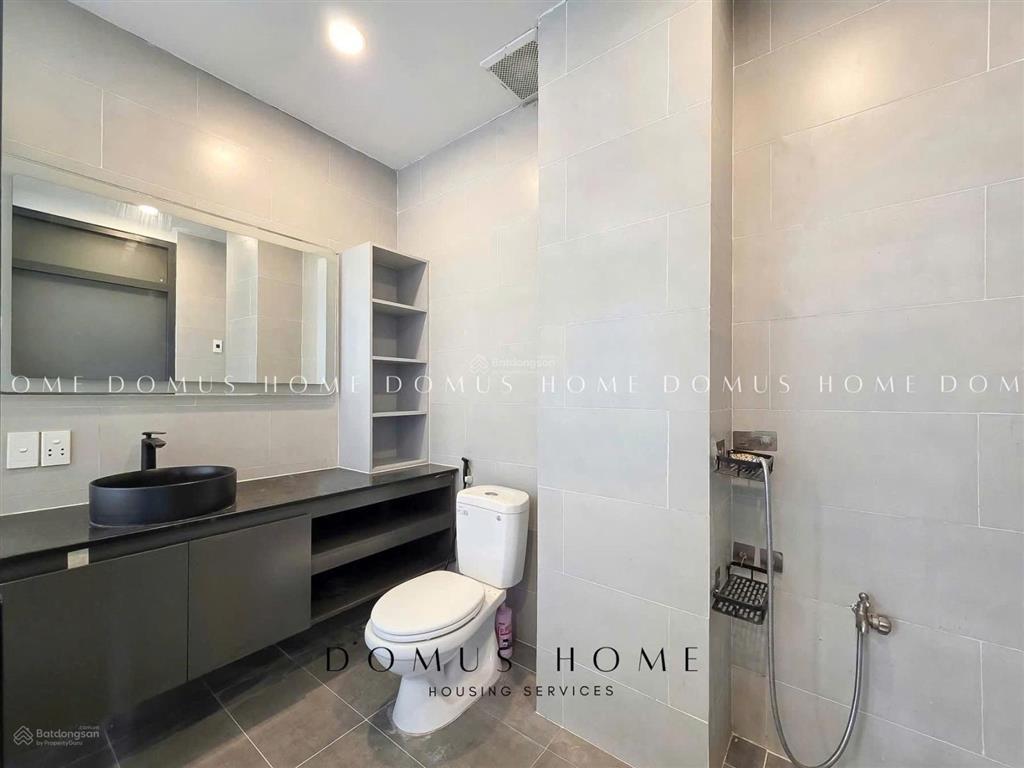 Cho thuê căn hộ dịch vụ 1pn ban công tách bếp full nội thất phạm ngọc thạch quận 3 gần hồ con rùa