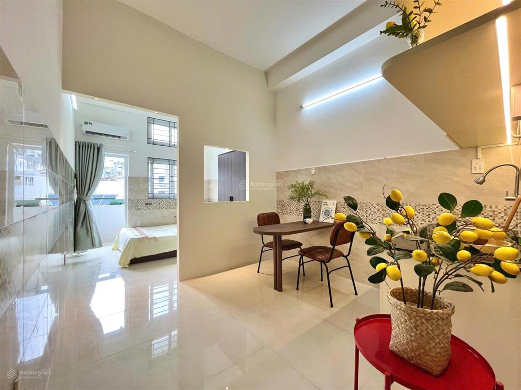 Studio tách bếp ban công, công nghệ tĩnh | gần hutech, văn lang, ngoại thương, uth  full nội thất