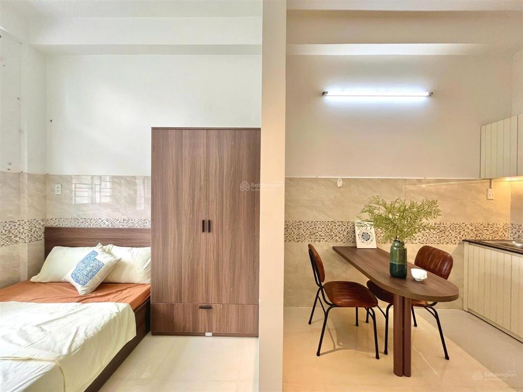 Studio tách bếp ban công, công nghệ tĩnh | gần hutech, văn lang, ngoại thương, uth  full nội thất