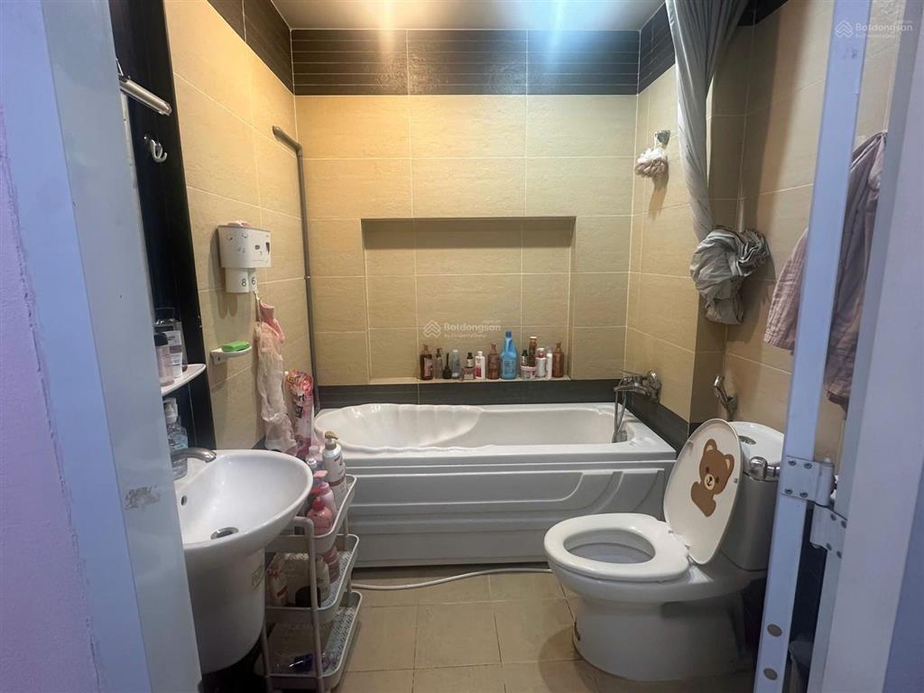 Căn hộ studio phan đình phùng 30m2 sát trường sa 30m hẻm ô tô full nội thất cửa sổ trời