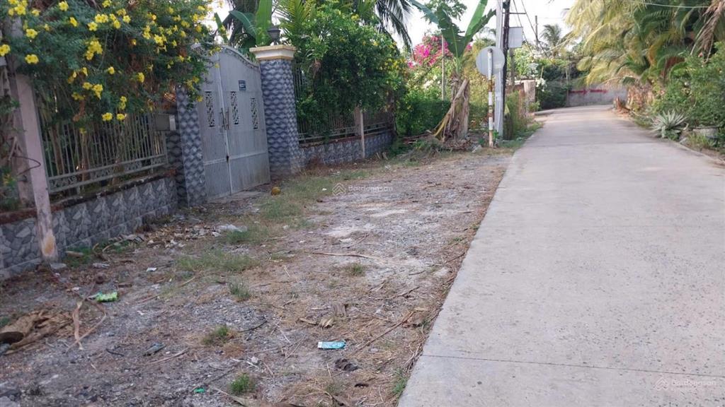 Cần bán đất vườn nghỉ dưỡng xã phước thạnh cũ