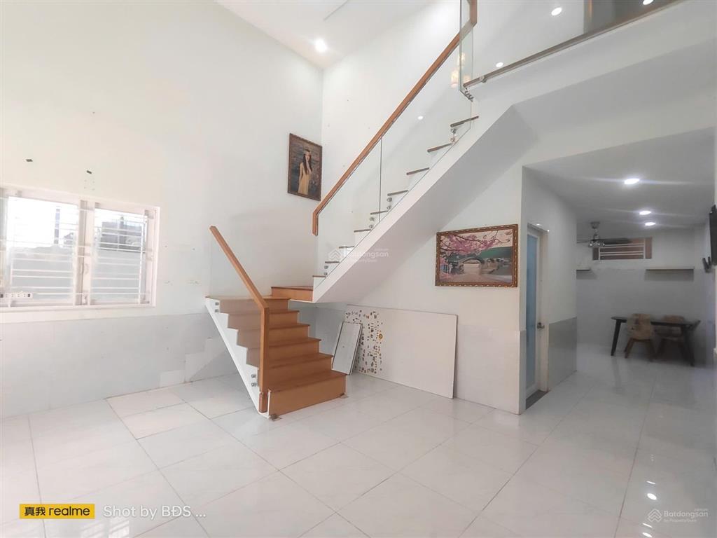 Bán nhà 60m2  đường số  hiệp bình phước  thủ đức  gần khu đô thị vạn phúc.