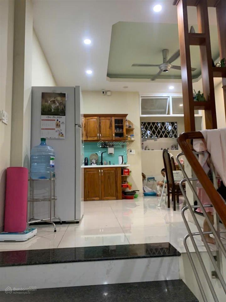 Cho thuê nhà nguyên căn rộng  giá tốt  chỉ 12 tr/tháng  long trường