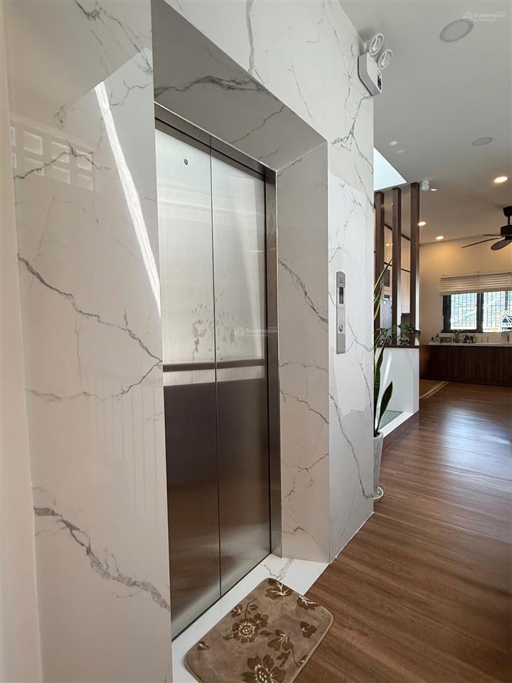 Bán nhà 4 tầng mặt tiền ngô giá tự nha trang giá 22,4 tỷ