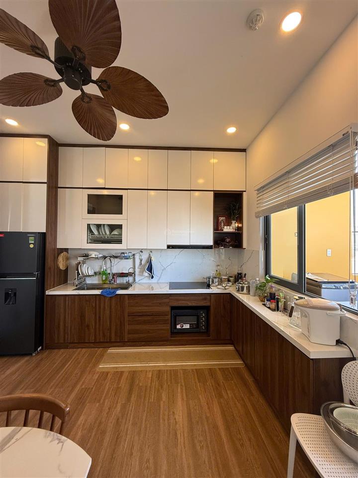 Bán nhà 4 tầng mặt tiền ngô giá tự nha trang giá 22,4 tỷ