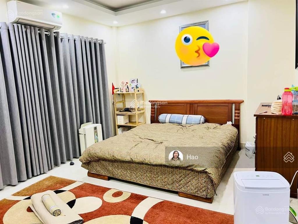 Bán căn hộ 671 hoàng hoa thám, viglacera. dt 178m2, 3pn, 3vs. giá 85tr full đồ, bc hướng bắc và tb