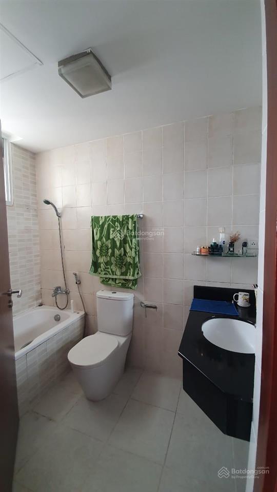 Chính chủ bán căn hộ tản đà q5  90m2 (3pn/2wc)  nhà mới đẹp ở liền  giá 4.3 tỷ