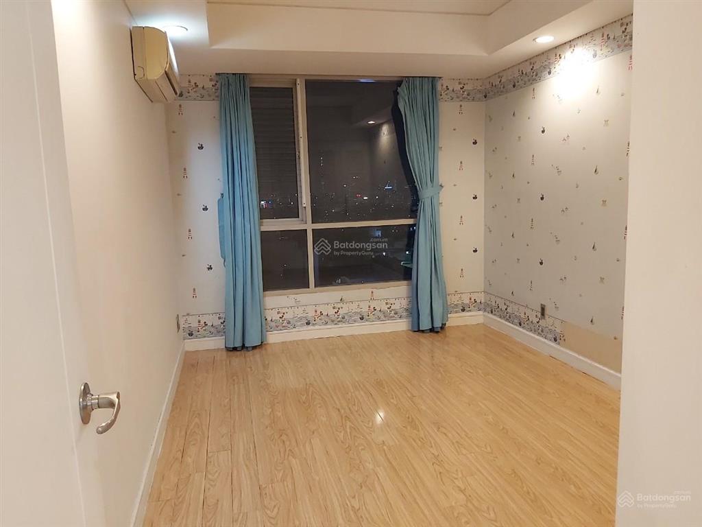 Bán căn hộ chung cư hoàng hoa thám  tân bình  2pn  2,7 tỷ