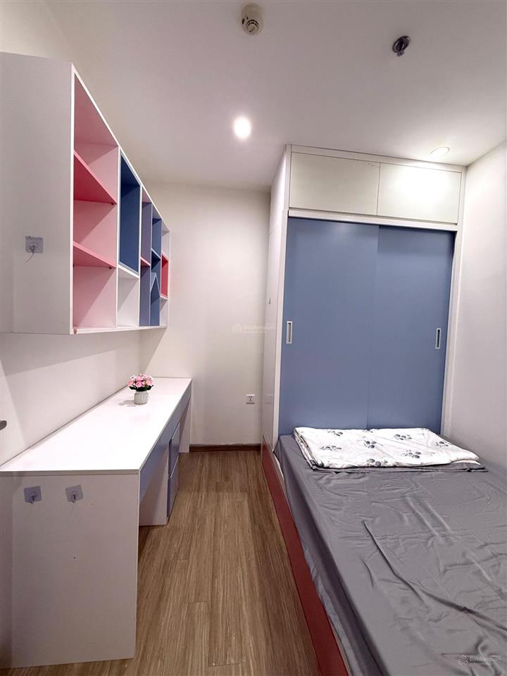 Giá siêu tốt bán căn hộ 2pn 1wc tại s215 vinhomes ocean park 1, giá chỉ 3,55 tỷ, 56m2