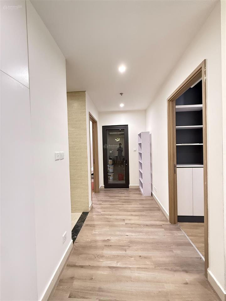 Giá siêu tốt bán căn hộ 2pn 1wc tại s215 vinhomes ocean park 1, giá chỉ 3,55 tỷ, 56m2