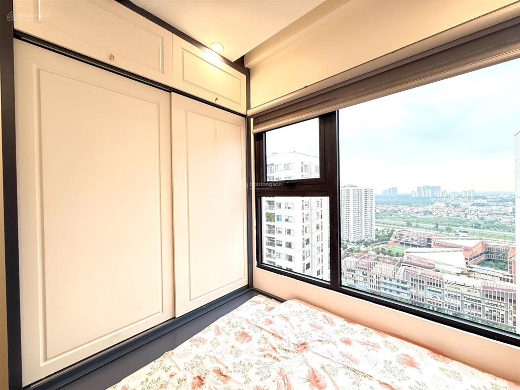 Căn góc 2pn + 1, 2wc, s107 tầng 25 giá chỉ 4,2 tỷ, 63m2, đầy đủ nội thất vinhomes oceanp ark 1