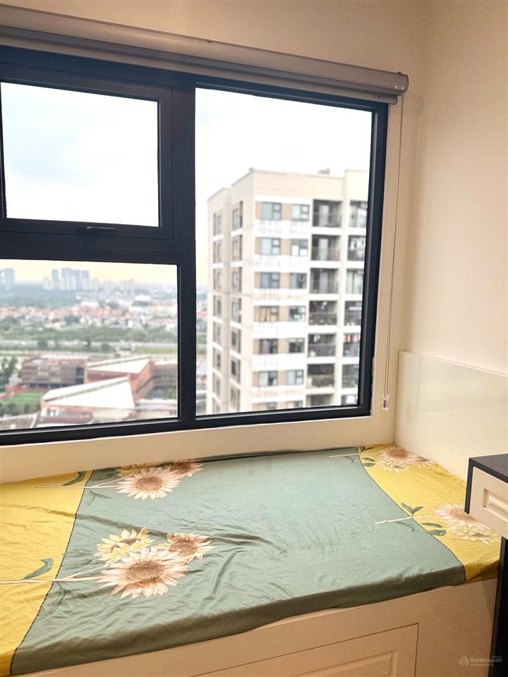 Căn góc 2pn + 1, 2wc, s107 tầng 25 giá chỉ 4,2 tỷ, 63m2, đầy đủ nội thất vinhomes oceanp ark 1