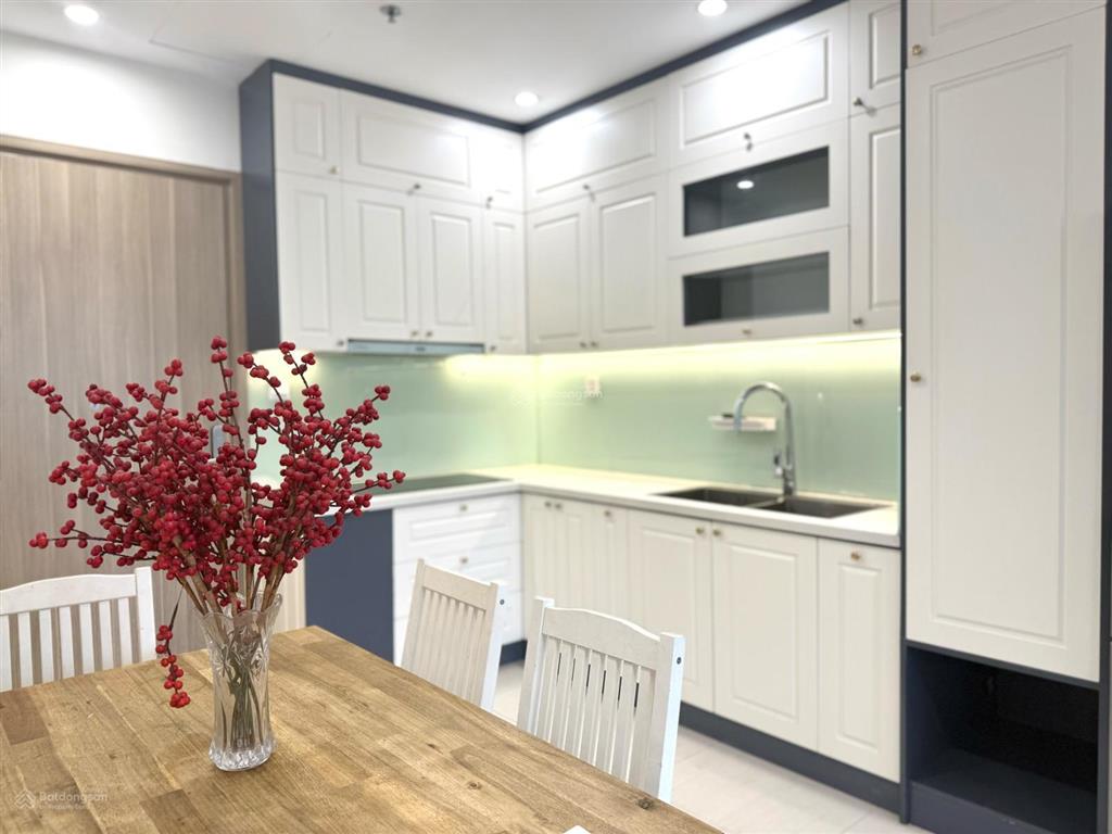 Căn góc 2pn + 1, 2wc, s107 tầng 25 giá chỉ 4,2 tỷ, 63m2, đầy đủ nội thất vinhomes oceanp ark 1