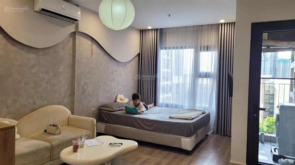 Giá 2.180 tỷ / căn studio 31m2 đầy đủ nội thất tòa s109 view bể bơi