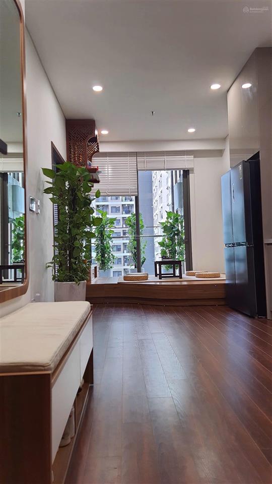 Bán căn 2n2wc 55m2 phân khu cao cấp 5* toà m1 tầng trung căn 8a giá 4.550 tỷ