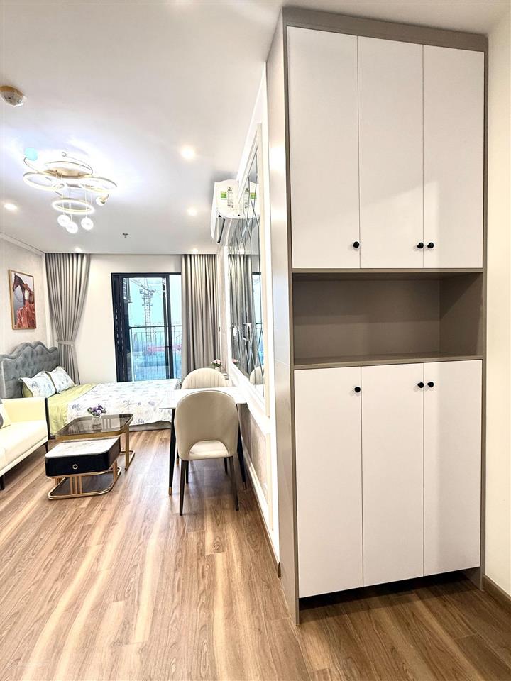 2.450 tỷ / căn studio 30m2 toà zurich2 tầng trung đẹp nhà mới 100% đầy đủ đồ