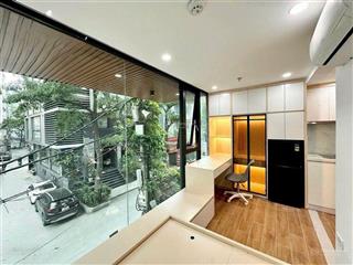 Cho thuê chdv mặt phố 376 bưởi , cửa sổ to thoáng full thiết bị cao cấp. rộng 60m2 ô tô đỗ cửa