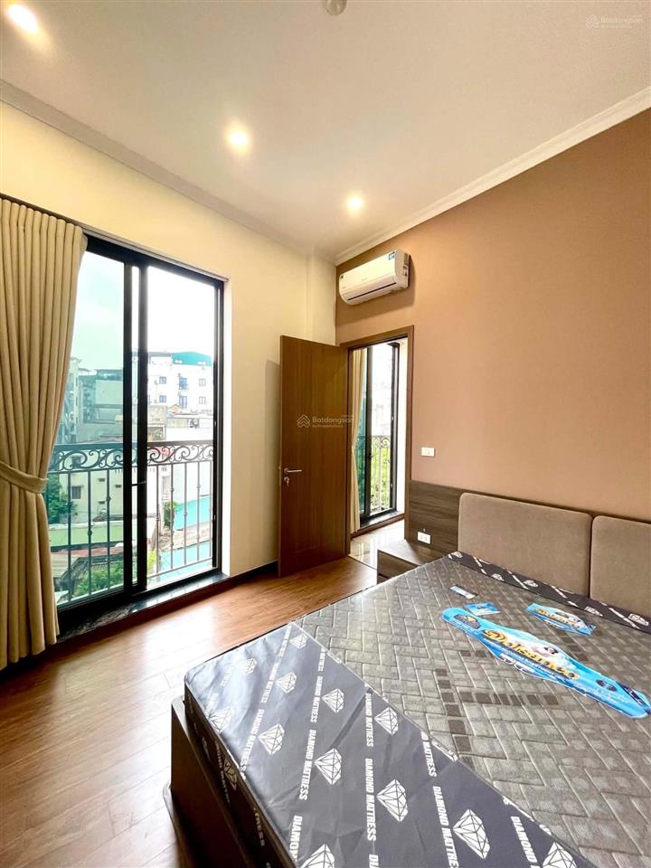 Cho thuê ccmn 2n1k, 1n1k tại 4 thành thái, full nội thất cao cấp, cửa sổ ban công thoáng