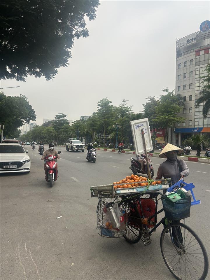 Bán nhà phân lô vỉa hè hoàng sâm, diện tích 54m2 x 5 tầng, đường trước nhà 6m, giá 19 tỷ