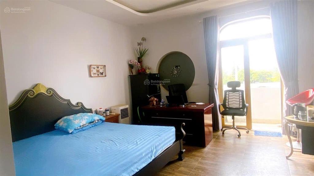 Bán nhà quận 9, nguyễn xiển, nhà đẹp, 1 trệt 2 lầu, 3pn, giá chỉ 6.6 tỷ