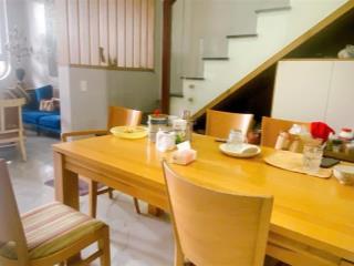 Bán nhà quận 9, nguyễn xiển, nhà đẹp, 1 trệt 2 lầu, 3pn, giá chỉ 6.6 tỷ