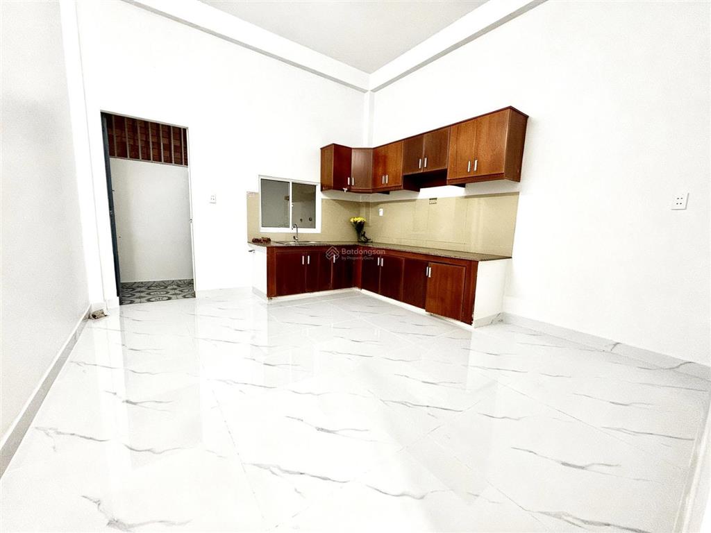 Bán nhà riêng long bình 70m2, xe hơi ngủ trong nhà, kế nguyễn xiển