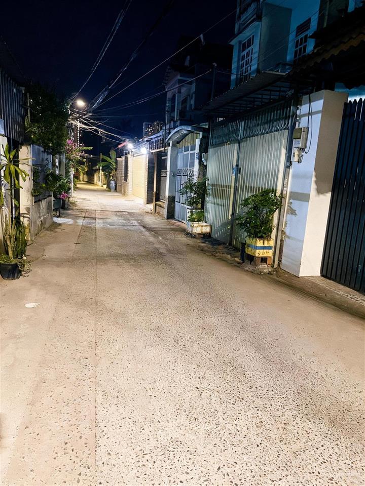 Nhà nguyễn xiển kế bên vinhomes, ôtô ngủ trong nhà, 68m2 giá nhỉnh 4 tỷ