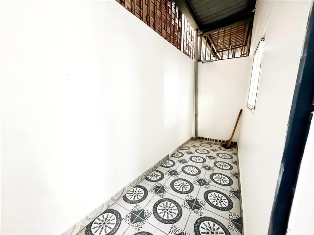 Nhà nguyễn xiển kế bên vinhomes, ôtô ngủ trong nhà, 68m2 giá nhỉnh 4 tỷ