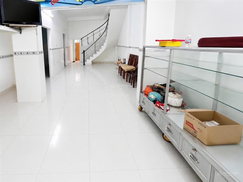 Chính chủ cần bán nhà gần xa lộ hà nội, 72m2 giảm giá chào còn 3.6tỷ,hẻm ô tô
