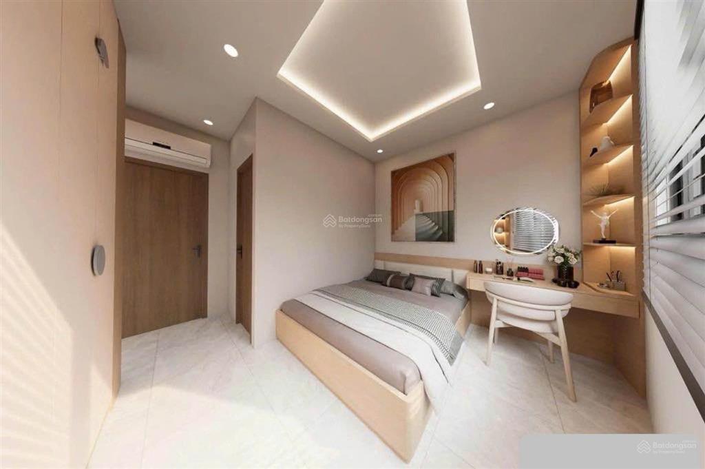 Nhà mới kế vinhomes 3 tầng, 4pn, sổ hồng hoàn công, nở hậu, đường ôtô thông thoáng chỉ hơn 5 tỷ.