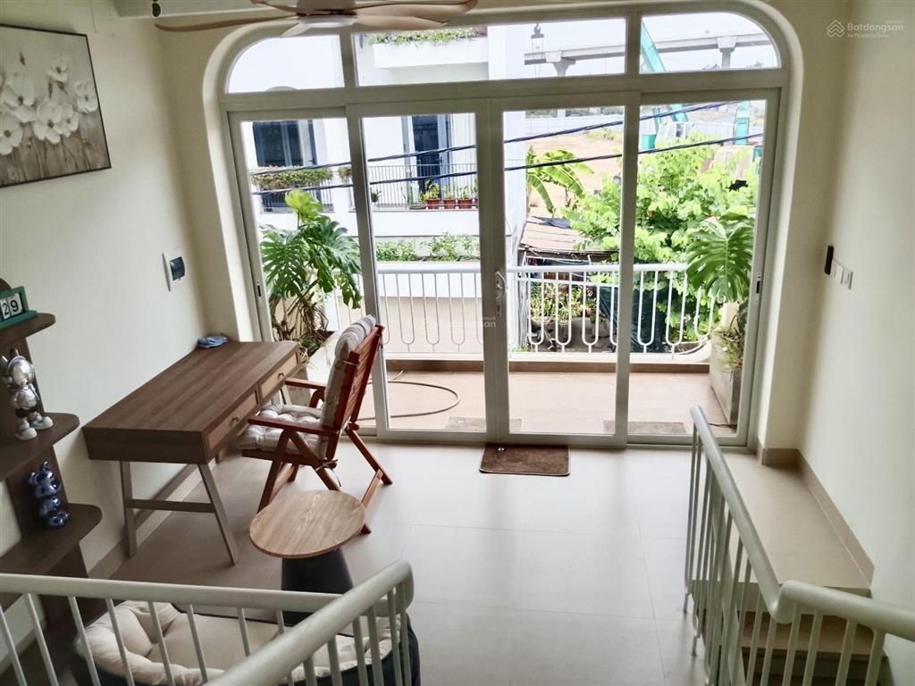 Chủ giảm chào 100tr nguyễn xiển, kế vinhomes, đường ôtô, 115.2m² diện tích hoàn công, giá hơn 5 tỷ