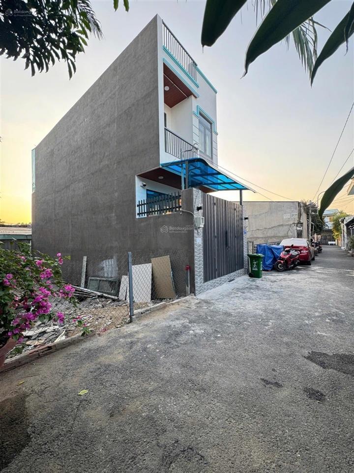 Lô đất đẹp nguyễn văn tăng, 67m2, thổ cư 100%, đường ô tô, xây 3 lầu + tum, chỉ 3,95 tỷ