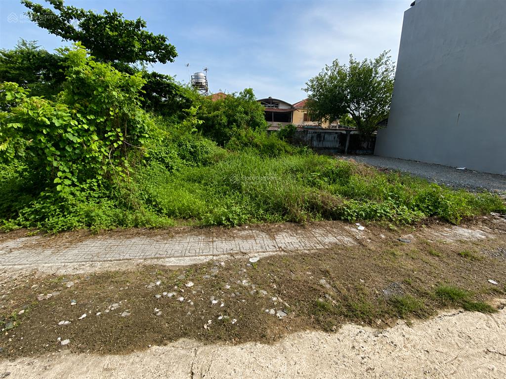 Đất khu phân lô đồng bộ nguyễn xiển  đường 8m  sát vinhomes grand park  60m²  giá 3.85 tỷ