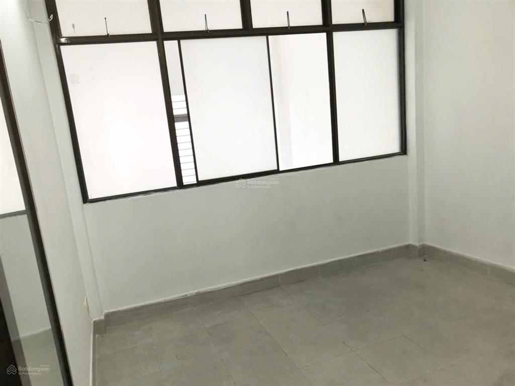Bán nhà lê văn việt gần vincom, 48m2, sổ hồng riêng, giá chỉ 3.65 tỷ