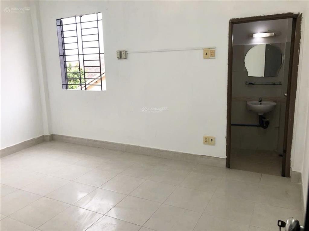 Bán nhà lê văn việt gần vincom, 48m2, sổ hồng riêng, giá chỉ 3.65 tỷ