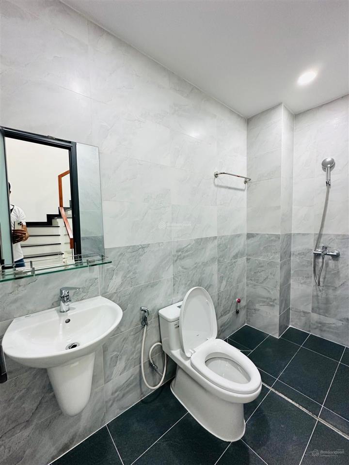 Chủ giảm ngay 200 triệu, nhà mới nguyễn xiển kế vinhomes grand park, đường 7m, giá chỉ 5.3 tỷ