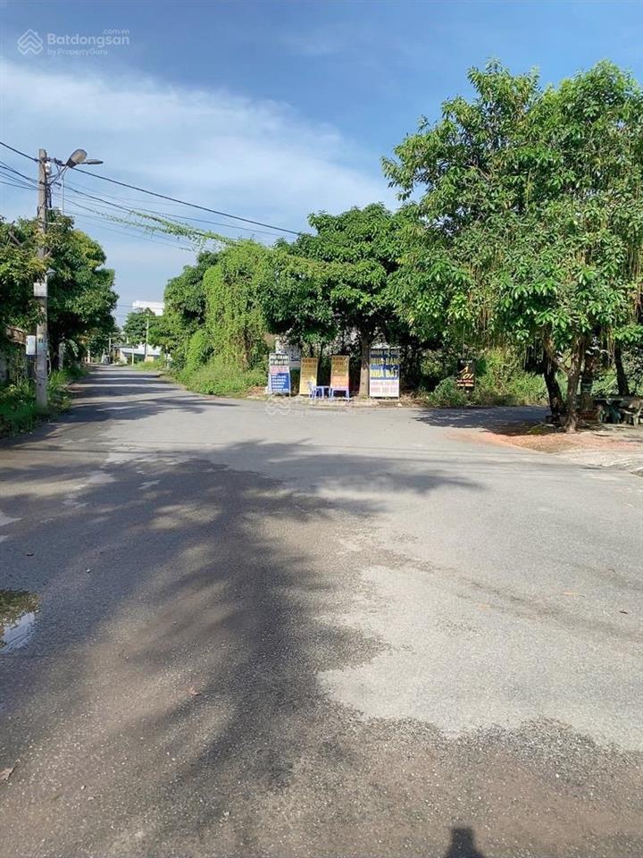 Lô góc 2 mặt tiền nguyễn xiển đối diện vinhomes grand park  đường ôtô  113m2 siêu hiếm  7.4 tỷ