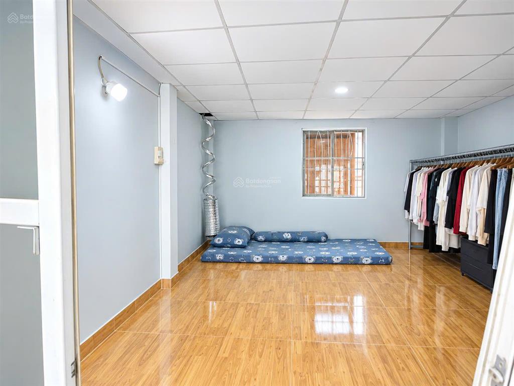 Nhà man thiện nhỉnh 4 tỷ dt 4,6x10m, hướng đông nam, gần lê văn việt, công nghệ cao, metro
