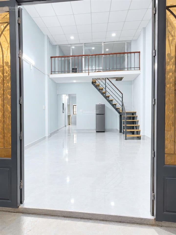 Nhà man thiện nhỉnh 4 tỷ dt 4,6x10m, hướng đông nam, gần lê văn việt, công nghệ cao, metro