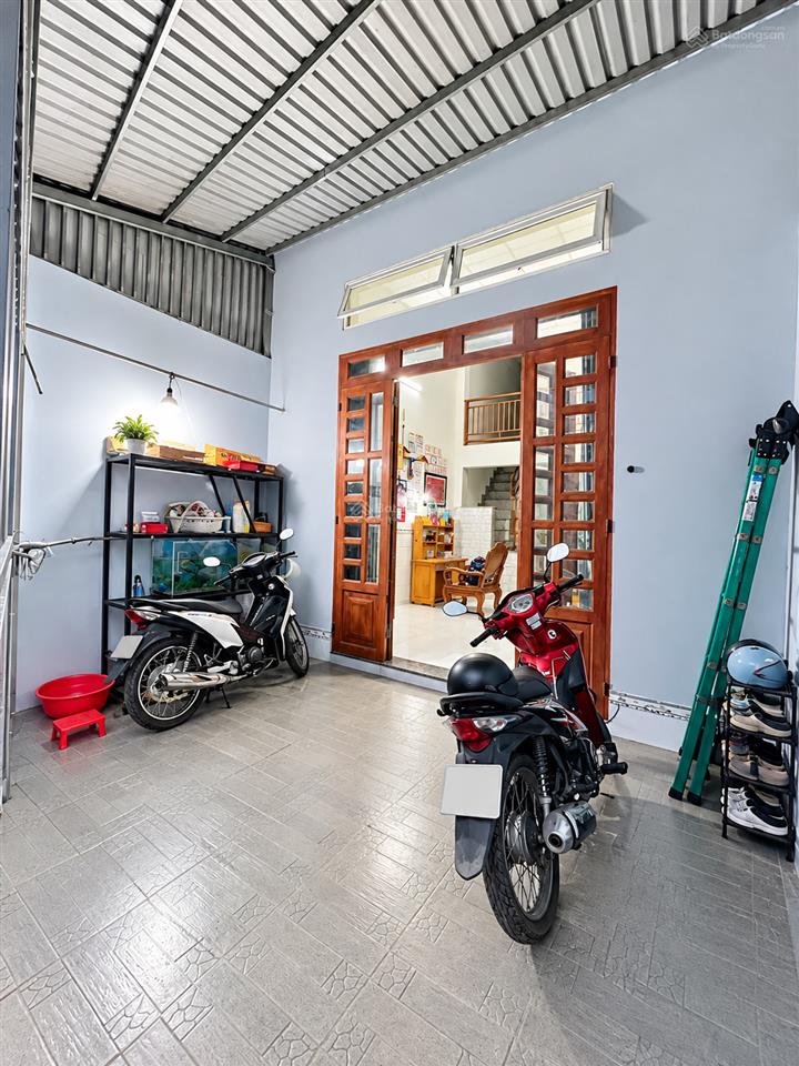 Chỉ 3,6 tỷ  nhà 54m view vinhomes  2pn  sổ vuông xe hơi vào tận cửa