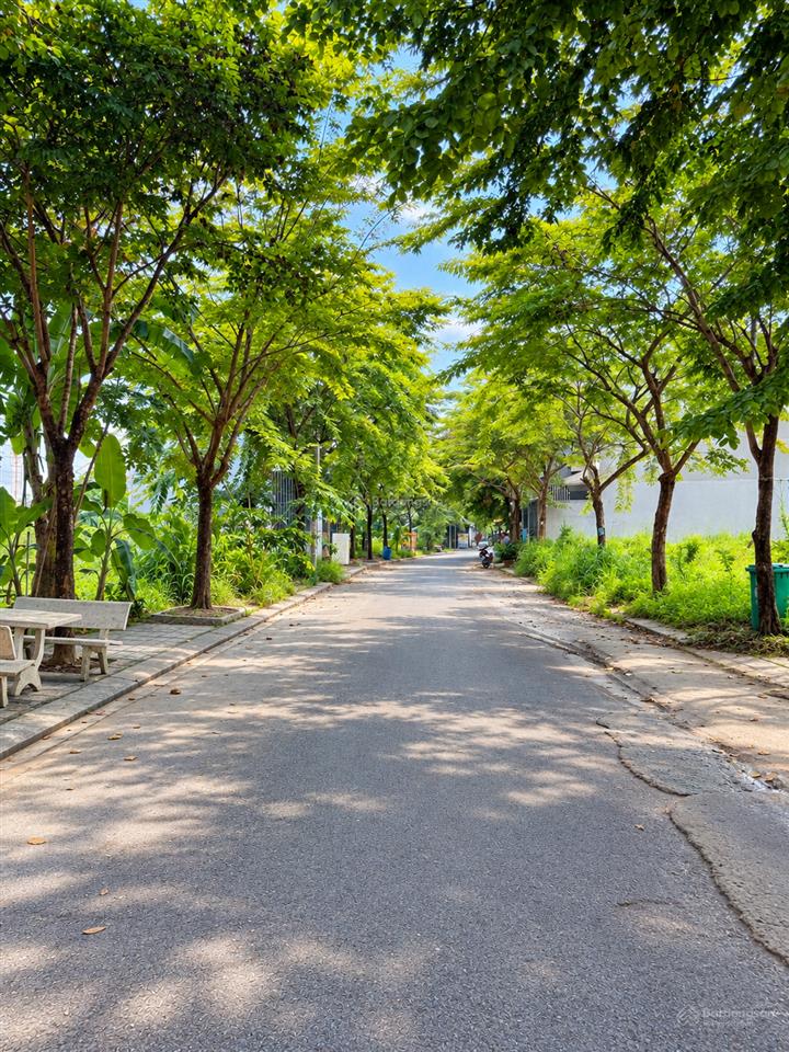 Nhà nguyễn xiển  55m2  đường ô tô  gần vinhomes khu dân cư hiện hữu  chốt ngay 4 tỷ