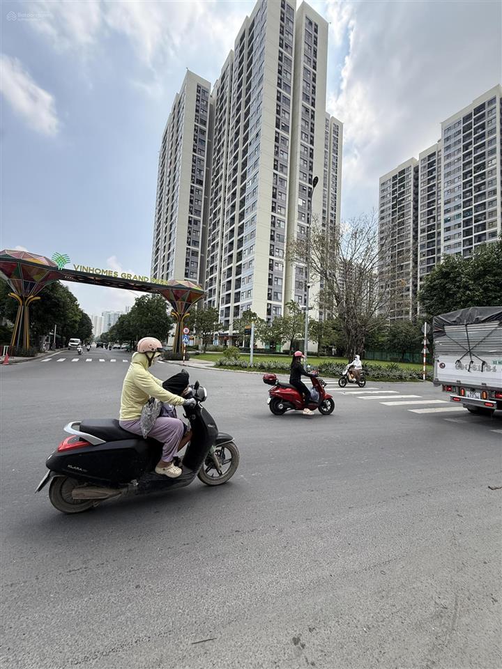 Nhà 3 tầng nguyễn xiển  51m  đường 2 ô tô tránh  dòng tiền 9tr/tháng  giá nhỉnh 5 tỷ